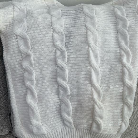 NWT Cozy Cream Cable Knit Cardigan - Picture 5 of 8